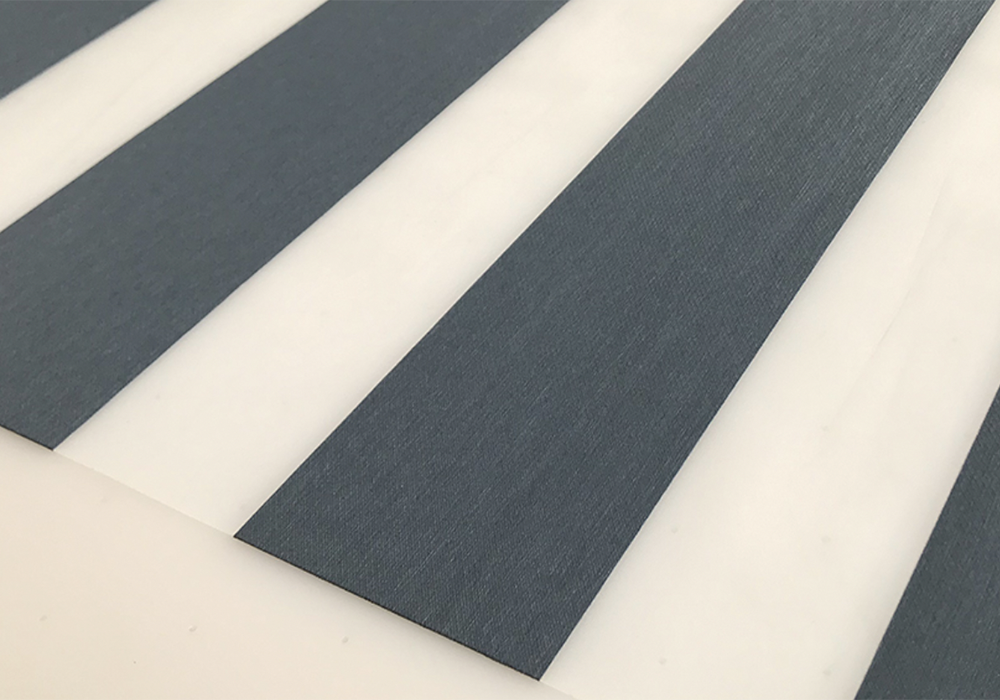 case-study - Roller blinds in zebra fabrics - 1000x700